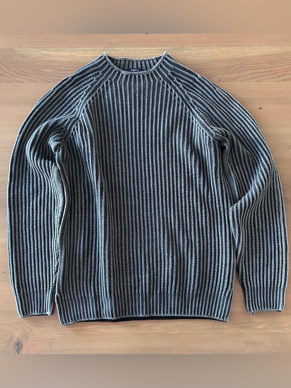 04651/A Trip in a Bag virgin wool sweater